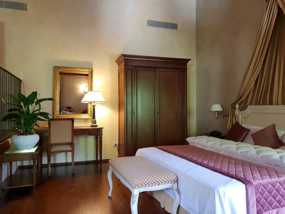 I Giardini Segreti Di Villa Marcello Marinelli Cison di Valmarino Luaran gambar